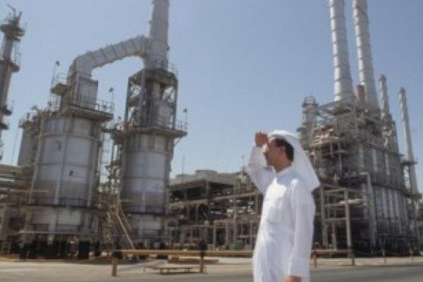 کاهش ۱۲ میلیارد دلاری صادرات نفت عربستان 