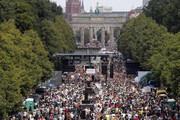 تظاهران در آلمان علیه محدودیت‌های کرونایی