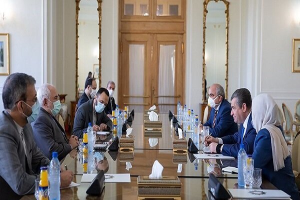 دیدار ظریف با رئیس کمیته روابط خارجی دومای روسیه