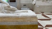 گردشگر اتریشی به مجسمه خواهر ناپلئون صدمه زد! + عکس