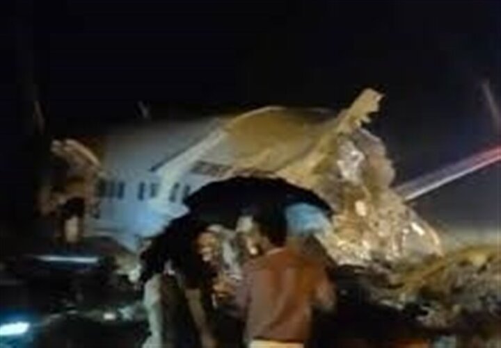 یک هواپیمای مسافربری هندی از باند فرودگاه خارج شد