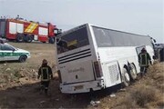 تصادف اتوبوس و کامیون در جاده کاشان/ ۲۰ نفر کشته و زخمی شدند