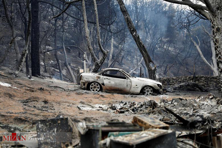 پایان آتش سوزی مهیب در جنگل های کالیفرنیا در روزهای کرونایی/تصاویر