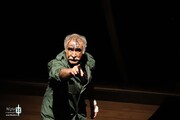 اجرای نمایش جیرجیرک در تماشاخانه سپند زیر سایه کرونا/تصاویر
