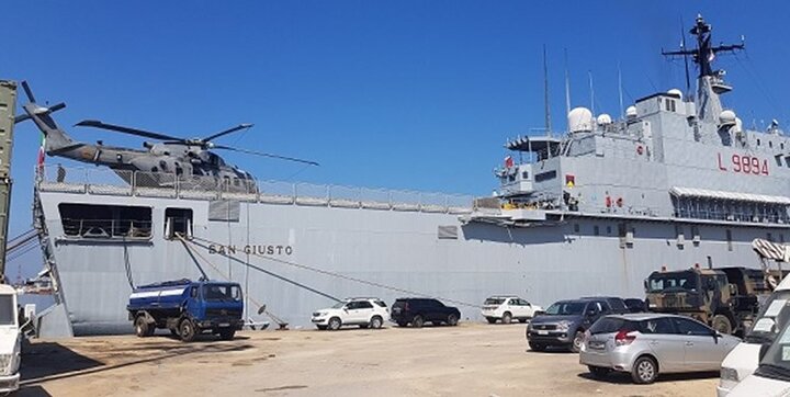 ورود یک کشتی نظامی ایتالیا در بندر بیروت