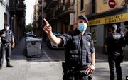 پلیس اسپانیا انکار کننده کرونا را بازداشت کرد