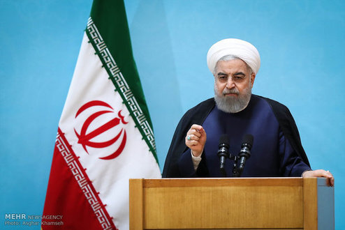 روحانی: هماهنگی سه قوه می تواند مشکلات مردم را رفع کند