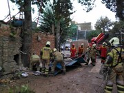 ویدئویی دردناک از ریزش آوار ساختمان در خیابان ابوذر +فیلم