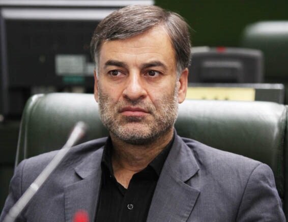 فریادهای احمدی بی‌غش صحن علنی مجلس را متشنج کرد