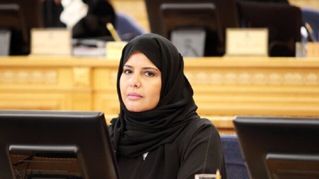 انتخاب اولین زن به عنوان مشاور رئیس مجلس عربستان + عکس