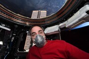 ماسک زدن در ایستگاه فضایی بین المللی! + عکس