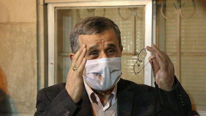 تشکر متفاوت احمدی‌نژاد از مردم + عکس