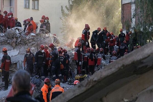 قربانیان زلزله ازمیر به ۹۱ نفر افزایش یافت