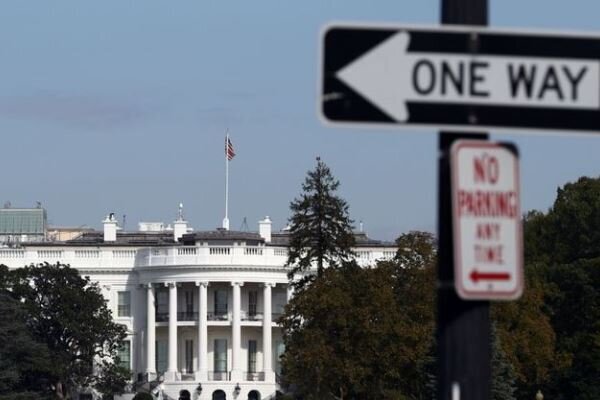 ستاد بایدن ترامپ را به اخراج از کاخ سفید تهدید کرد