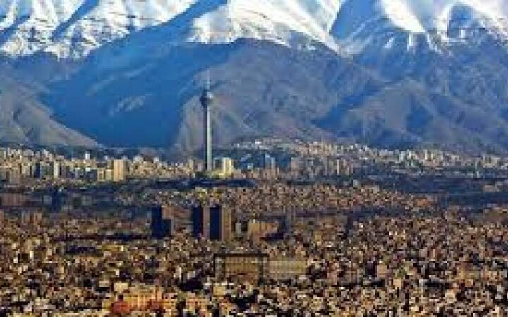 تهرانی‌ها نیمی از مالیات کل کشور را می پردازند