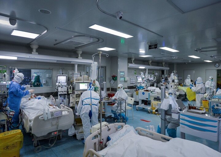 بستری شدن ۶۰ بیمار کرونایی در مراکز درمانی قم 