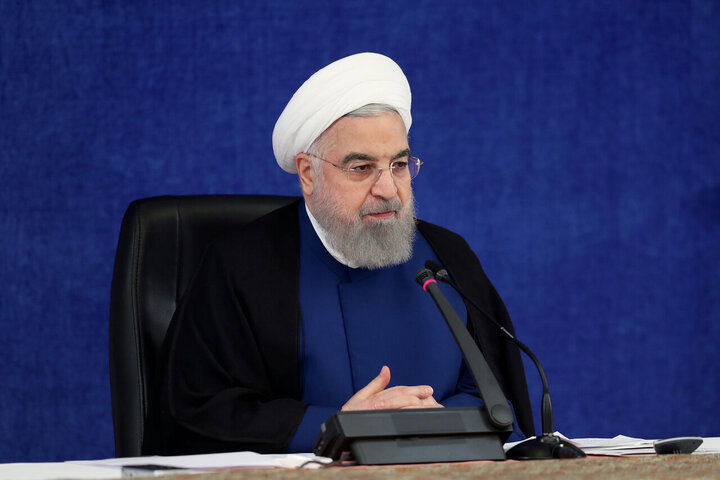 روحانی: شما اصلا می‌دانید مدیریت چیست؟ / فیلم