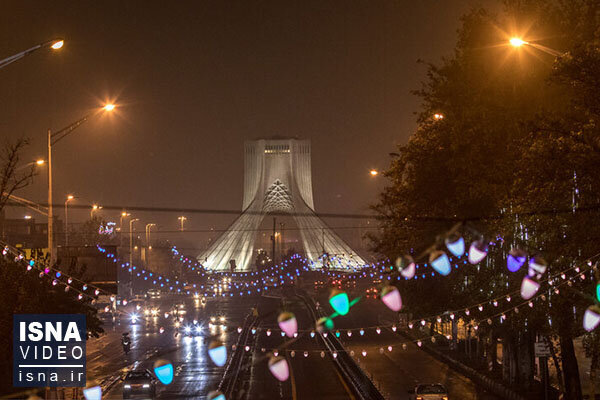 خیابان های تهران در نخستین شب محدودیت‌های کرونایی / فیلم