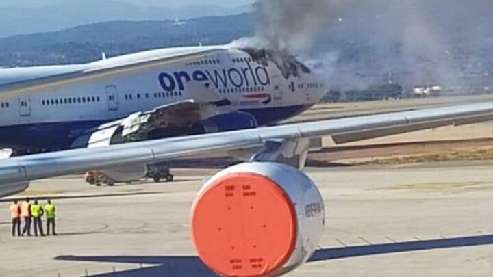  یک هواپیمای بوئینگ در اسپانیا آتش گرفت