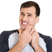 حساسیت دندان‌ به گرما و سرما / علت و درمان