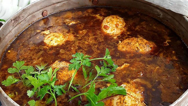 اشکنه تخم مرغ، غذای اصیل و سنتی + دستور پخت