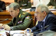 رایزنی وزیران دفاع روسیه و ارمنستان درباره نقض آتش بس