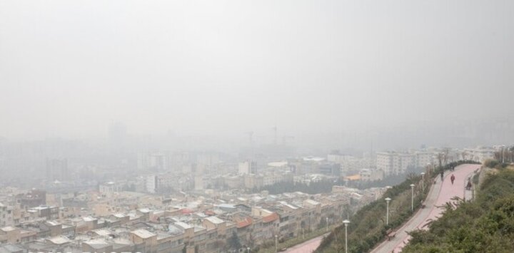کیفیت هوا در ۱۱ نقطه تهران برای همه افراد ناسالم است