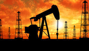  قیمت نفت به ۵۲ دلار نزدیک شد