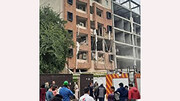 یک ساختمان ۶ طبقه در اهواز منفجر شد/ عکس