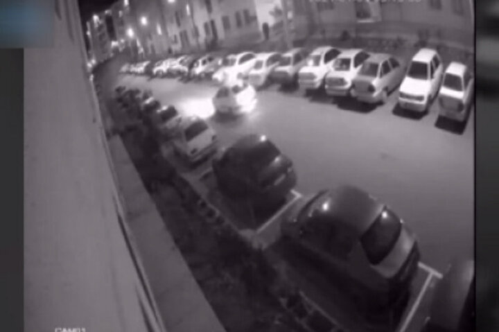 سرقت عجیب از چند خودرو در شهریار / فیلم
