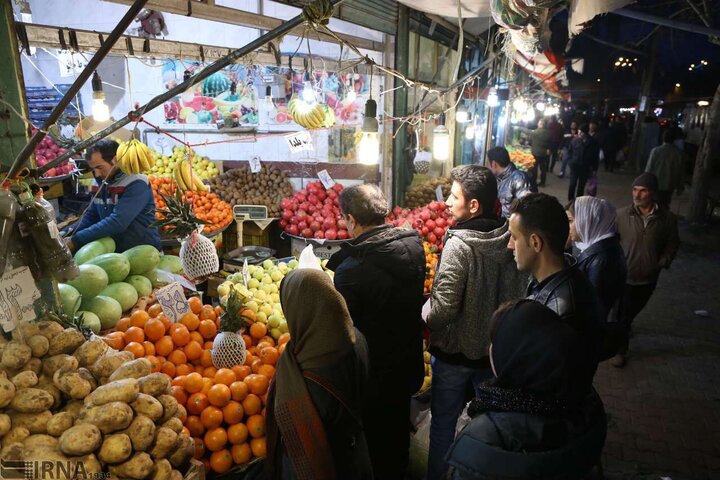 قیمت روز میوه در بازار/ کاهش قیمت موز و گوجه فرنگی در هفته سوم دی ماه