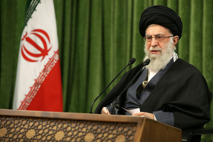 رهبر انقلاب: حادثه تلخ هواپیما در تهران حقیقتاً ناگوار بود / اگر تحریم‌ها برداشته شود، آنوقت برگشت آمریکا به برجام معنا دارد