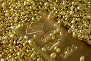 سرمایه از طلا به سمت بیت کوین سرازیر شد؛ آیا قیمت طلا سقوط می‌کند؟