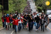 هجوم مهاجران هندوراسی به مرزهای آمریکا در آستانه تحلیف بایدن/ تصاویر