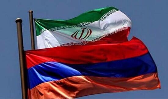 ورود وزیر اقتصاد ارمنستان به ایران  