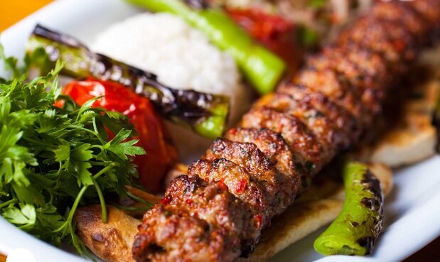 اورفا کباب؛ غذای لذیذ و سنتی ترکیه + طرز تهیه 