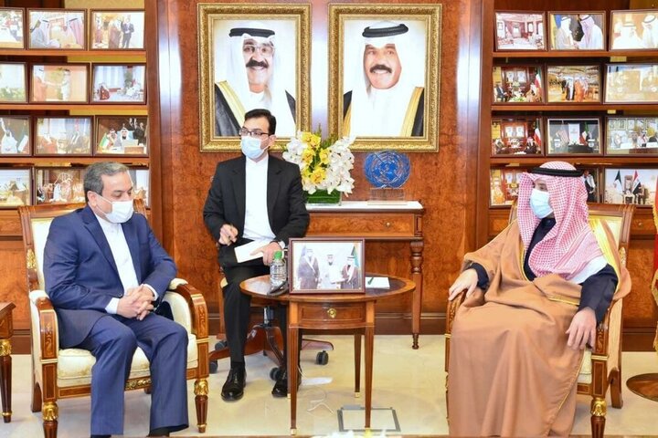 گفتگوی عراقچی با وزیر خارجه کویت