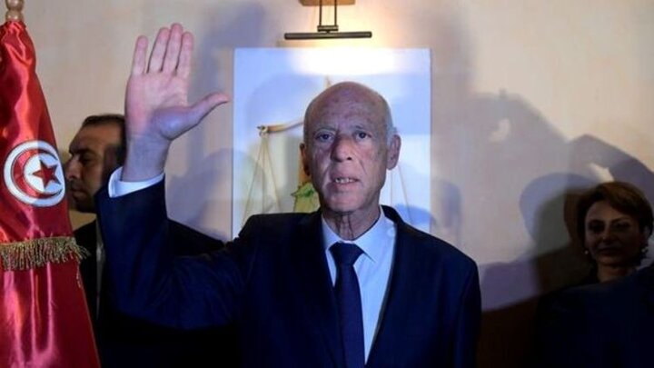 ماجرای نابینا شدن رییس دفتر رییس جمهوری تونس با پاکت سمی