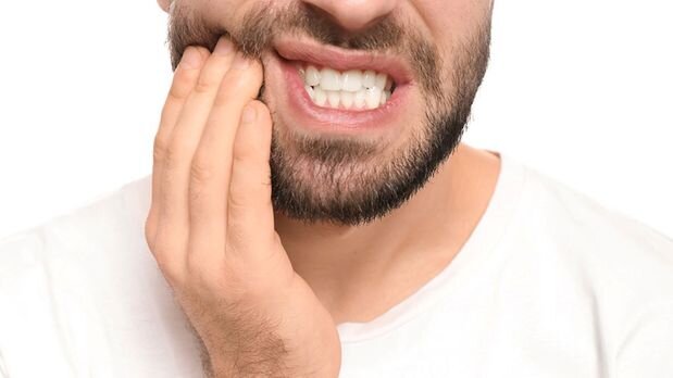 عفونت دندان بر روی مغز تأثیر می‌گذارد؟