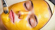 درمان آکنه و مشکلات پوستی با ماسک زردچوبه + طرز تهیه