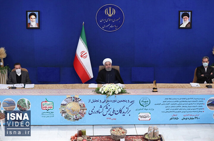 روحانی: تعداد گلخانه‌ها تا پایان کار دولت سه برابر خواهد شد/ فیلم