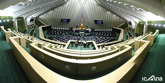 مجلس با یک فوریت طرح اصلاح آیین‌نامه برای بررسی لایحه بودجه موافقت کرد