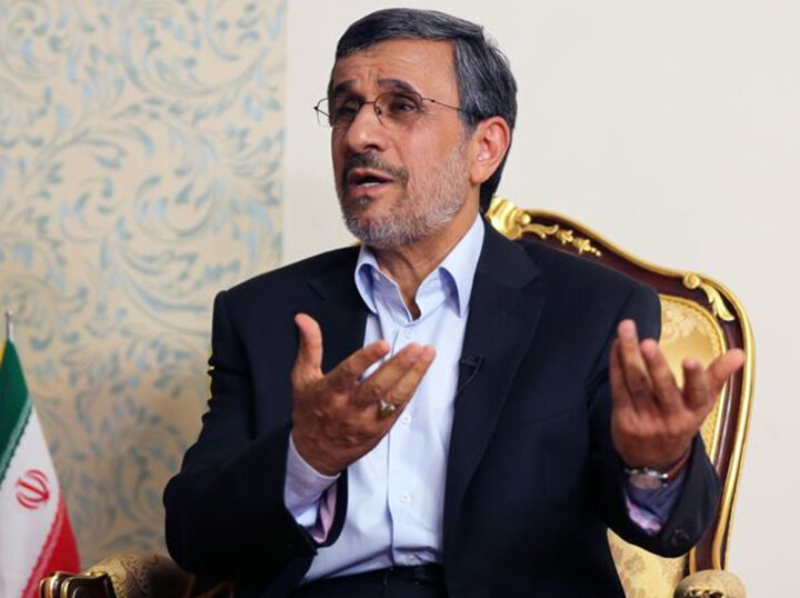 محمود احمدی‌نژاد: من هم به وقت انتخابات درباره وضعیت موجود کشور حرف خواهم زد / از هیچکس ترسی ندارم