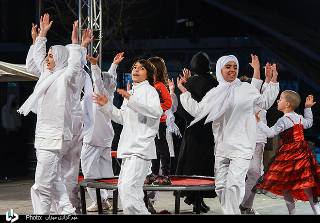 آخرین اجراهای نمایش‌خیابانی در سی و نهمین جشنواره تئاتر فجر
