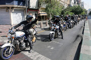 حرکت نمادین موتورسیکلت‌های سنگین به مناسبت پیروزی انقلاب / فیلم