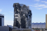 لحظه تخریب برج  ترامپ در آتلانتیک سیتی /فیلم
