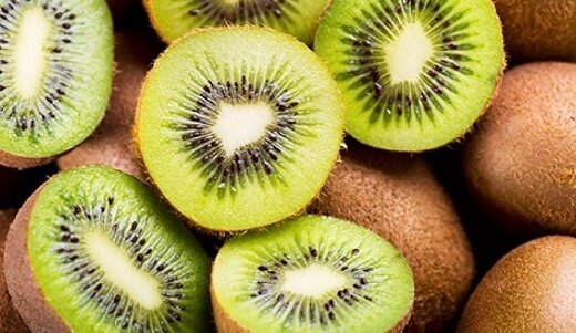 پیشگیری از ابتلا به کرونا و تقویت سیستم ایمنی بدن با مصرف این میوه