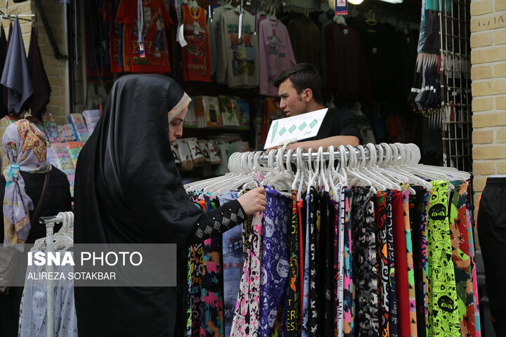 افت ۴۰ درصدی تقاضای پوشاک/ جزئیات فروش فوق‌العاده پوشاک در آستانه شب عید