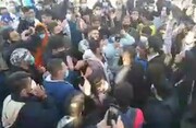 تجمع هواداران استقلال مقابل مجلس و شعار علیه وزیر ورزش و سرمربی/ فیلم