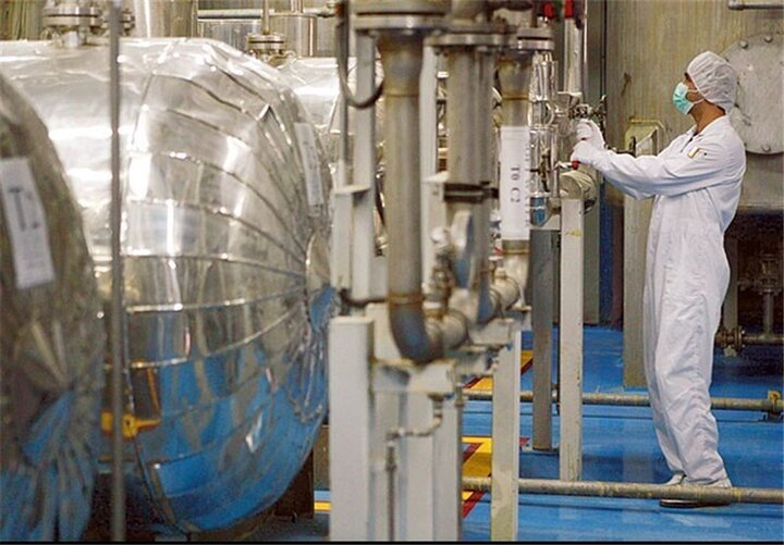 آژانس اتمی آغاز غنی‌سازی اورانیوم ۲۰ درصدی در ایران را تایید کرد
